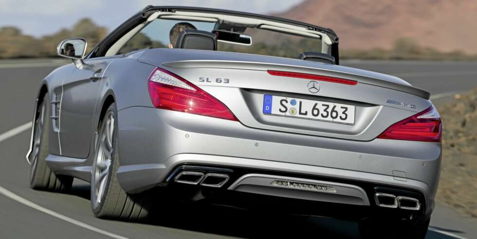 RÅERE STORBROR: Nylig viste Mercedes de første bildene av Mercedes SL 63 AMG. Den kan fåes med 564 hk. RÅERE STORBROR: Nylig viste Mercedes de første bildene av Mercedes SL 63 AMG. Den kan fåes med 564 hk.