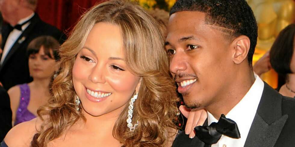 SYKEPLEIERSKE: Mariah Carey er blitt sykepleiersken til Nick Cannon. Hun passer på at artist-ektemannen får i seg mat og medisiner etter at han ble syk i januar. SYKEPLEIERSKE: Mariah Carey er blitt sykepleiersken til Nick Cannon. Hun passer på at artist-ektemannen får i seg mat og medisiner etter at han ble syk i januar.