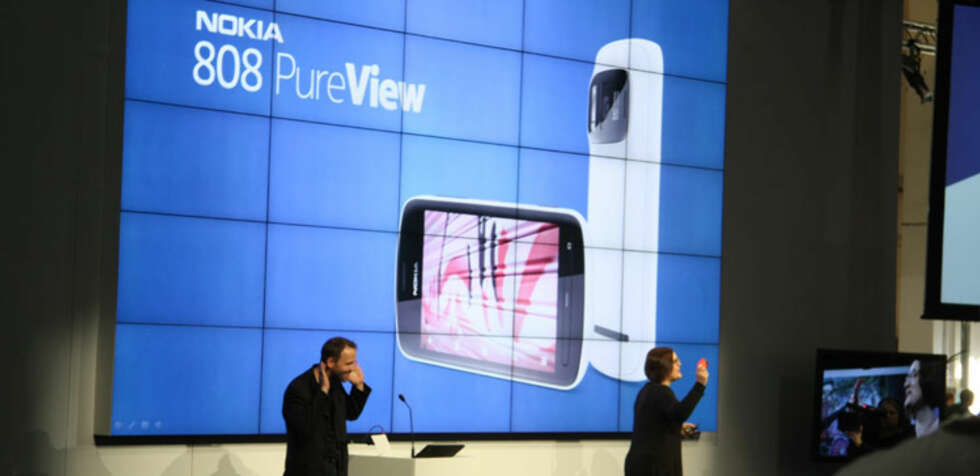 VANVITTIG KAMERA: Nokia 808 PureView har kamera med intet mindre enn 41 megapiksler. VANVITTIG KAMERA: Nokia 808 PureView har kamera med intet mindre enn 41 megapiksler.
