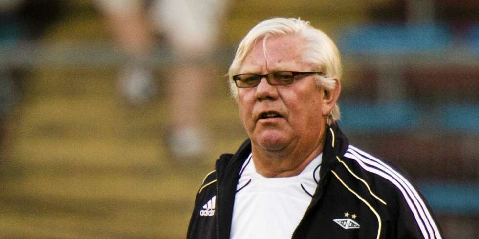 VETERAN: To dager etter sønnen Knut Torbjørns begravelse var Nils Arne Eggen tilbake på fotballbanen. VETERAN: To dager etter sønnen Knut Torbjørns begravelse var Nils Arne Eggen tilbake på fotballbanen.