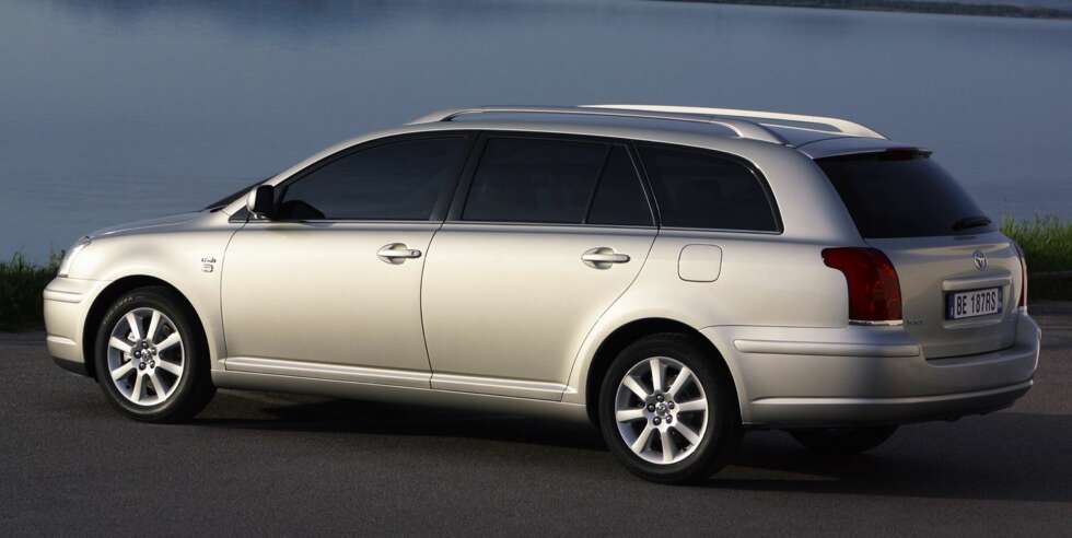 SOLID: Toyota Avensis scorer bra. FOTO: Toyota SOLID: Toyota Avensis scorer bra. FOTO: Toyota