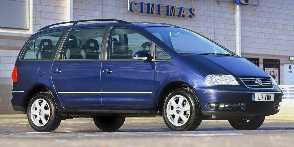 PROBLEMBIL: 10 til 11 år gammel VW Sharan kommer svært dårlig ut i TÜV-undersøkelsen. FOTO: VW PROBLEMBIL: 10 til 11 år gammel VW Sharan kommer svært dårlig ut i TÜV-undersøkelsen. FOTO: VW