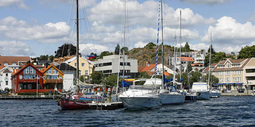 Pir 2 i gjestehavnen i Grimstad. Pir 2 i gjestehavnen i Grimstad.