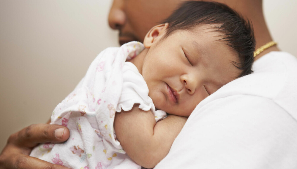 UROLIG SØVN HOS BABY: Har du merket at babyen din er plaget med urolig søvn? Søvnsyklus og fysiske småplager er noen av de potensielle årsakene til problemet. Foto: Gettyimages.com. UROLIG SØVN HOS BABY: Har du merket at babyen din er plaget med urolig søvn? Søvnsyklus og fysiske småplager er noen av de potensielle årsakene til problemet. Foto: Gettyimages.com.