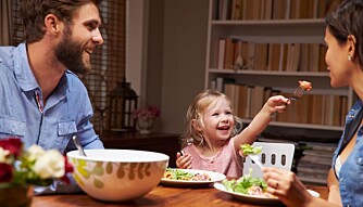 Gjør middagen til en sosial og hyggelig samlestund. Gjør middagen til en sosial og hyggelig samlestund. 