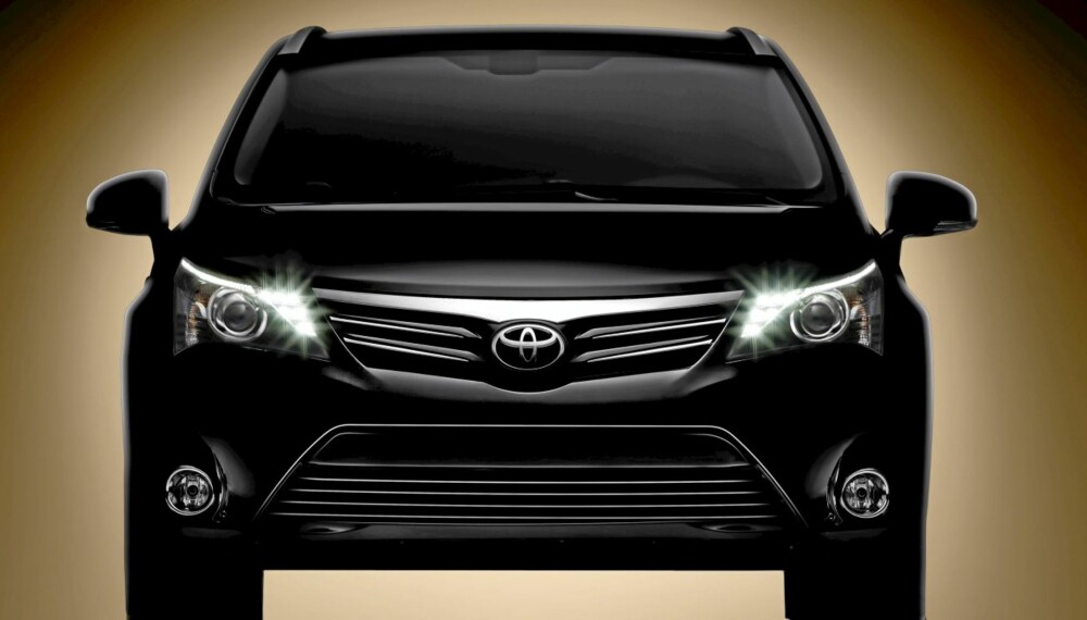AVENSIS: Dette er det første offisielle bildet av nye Toyota Avensis. AVENSIS: Dette er det første offisielle bildet av nye Toyota Avensis.
