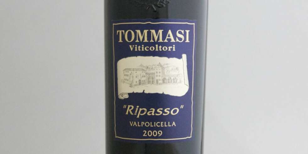 TEST AV RIPASSO: Tommasi Valpolicella Ripasso 2009 kom på tredjeplass i testen. TEST AV RIPASSO: Tommasi Valpolicella Ripasso 2009 kom på tredjeplass i testen.