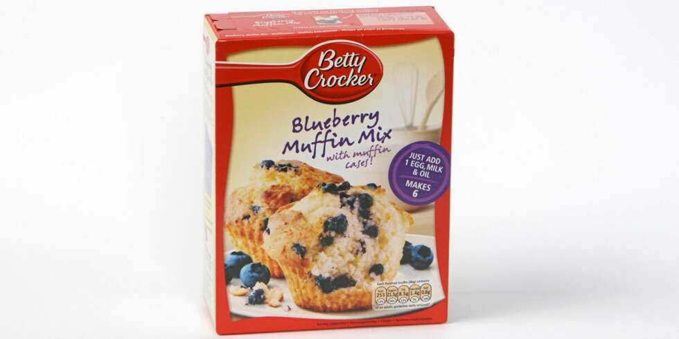 TESTET: DinKost.no har vurdert næringsinnholdet i kakemiks. Testvinneren er denne, Betty Crocker Blueberry Muffin Mix. TESTET: DinKost.no har vurdert næringsinnholdet i kakemiks. Testvinneren er denne, Betty Crocker Blueberry Muffin Mix.