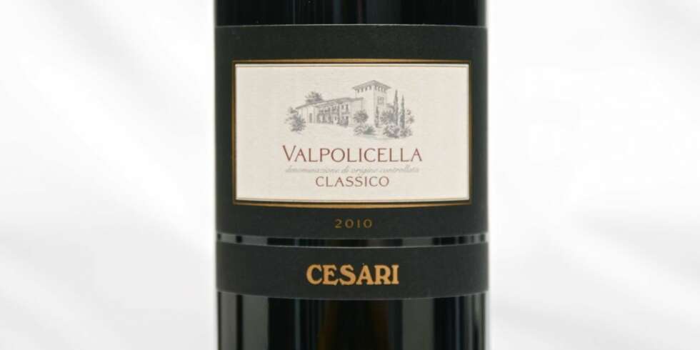 RØDVIN TIL TORSK: Cesari Valpolicella Classico 2010 kom på delt tredjeplass. RØDVIN TIL TORSK: Cesari Valpolicella Classico 2010 kom på delt tredjeplass.
