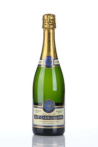 Charlemagne Blanc de Blancs Réserve, brut. Charlemagne Blanc de Blancs Réserve, brut.