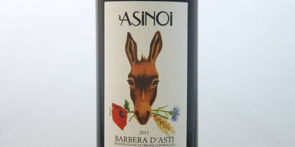 BARBERA: Barbera d'Asti Asinoi 2011 kom på førsteplass. BARBERA: Barbera d'Asti Asinoi 2011 kom på førsteplass.