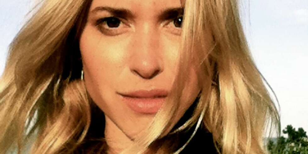 PERNILLE TEISBÆK PERNILLE TEISBÆK