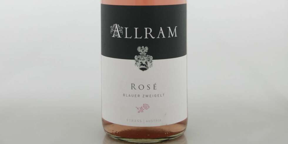 TEST AV ROSÉVIN: Allram Blauer Zweigelt Rosé 2011 kom på delt femteplass. TEST AV ROSÉVIN: Allram Blauer Zweigelt Rosé 2011 kom på delt femteplass.