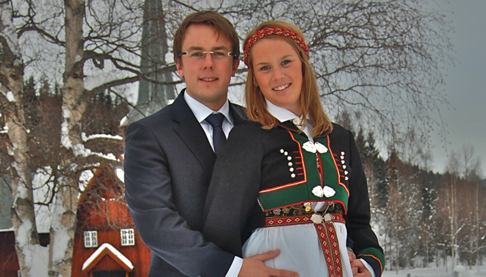 BUNAD: Åmli-bunad. BUNAD: Åmli-bunad.