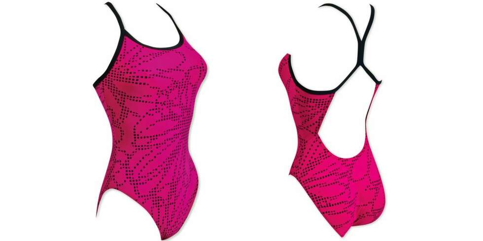 TEST: ShapeUp og Klikk.no har testet badedrakter til svømmetrening. TEST: ShapeUp og Klikk.no har testet badedrakter til svømmetrening.