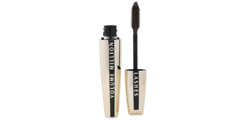 MASCARA: Loreal volume Million Lashes. MASCARA: Loreal volume Million Lashes.