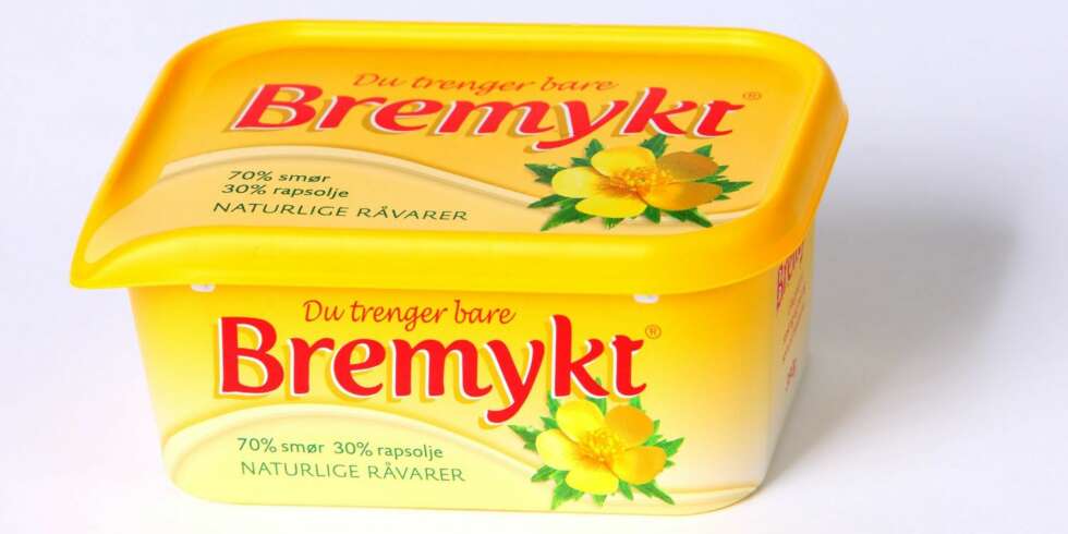 SMØR OG MARGARIN: Det er ikke ett fett hvilket spisefett du velger. DinKost har vurdert næringsinnholdet i 24 typer spisefett. SMØR OG MARGARIN: Det er ikke ett fett hvilket spisefett du velger. DinKost har vurdert næringsinnholdet i 24 typer spisefett.