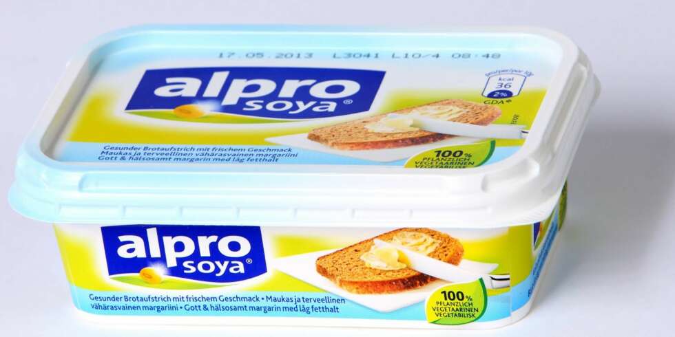 SMØR OG MARGARIN: Det er ikke ett fett hvilket spisefett du velger. DinKost har vurdert næringsinnholdet i 24 typer spisefett. SMØR OG MARGARIN: Det er ikke ett fett hvilket spisefett du velger. DinKost har vurdert næringsinnholdet i 24 typer spisefett.