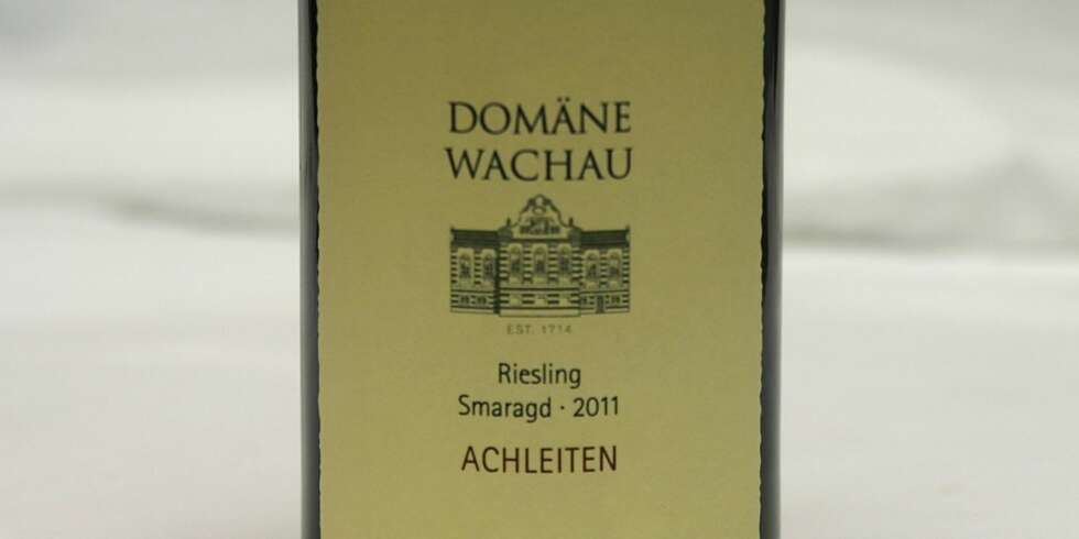 TIL LUTEFISK: Domäne Wachau Achleiten Riesling Smaragd 2011. TIL LUTEFISK: Domäne Wachau Achleiten Riesling Smaragd 2011.