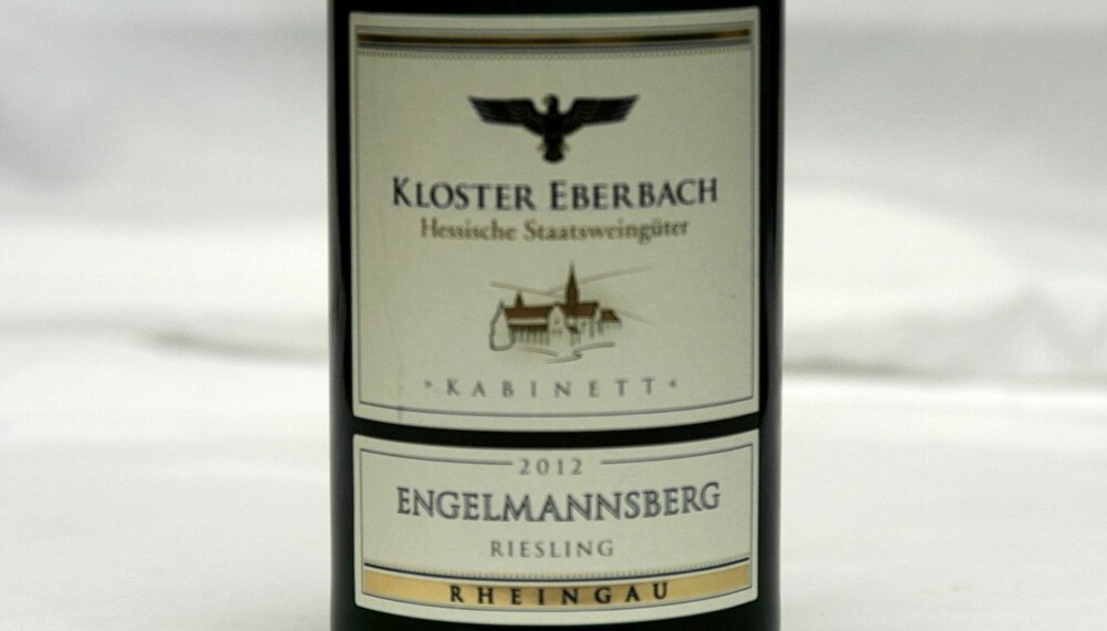 TIL RAKFISK: Hattenheimer Engelmannsberg Riesling Kabinett 2012. TIL RAKFISK: Hattenheimer Engelmannsberg Riesling Kabinett 2012.