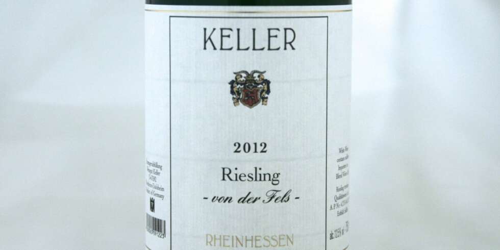 JULEGAVE: Keller Riesling von der Fels 2012. JULEGAVE: Keller Riesling von der Fels 2012.