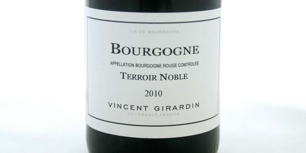 GOD TIL SOPP: Girardin Bourgogne Pinot Noir Terroir Noble 2010. GOD TIL SOPP: Girardin Bourgogne Pinot Noir Terroir Noble 2010.