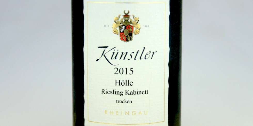 GODT KJØP: Künstler Hochheimer Hölle Riesling Kabinett Trocken 2015. GODT KJØP: Künstler Hochheimer Hölle Riesling Kabinett Trocken 2015.