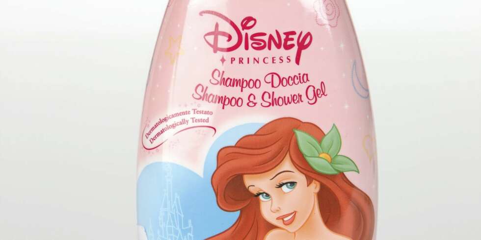 TIL HÅRET OG I DUSJEN: Disney Shampoo & Shower Gel Wild Rose anbefaes ikke. TIL HÅRET OG I DUSJEN: Disney Shampoo & Shower Gel Wild Rose anbefaes ikke.