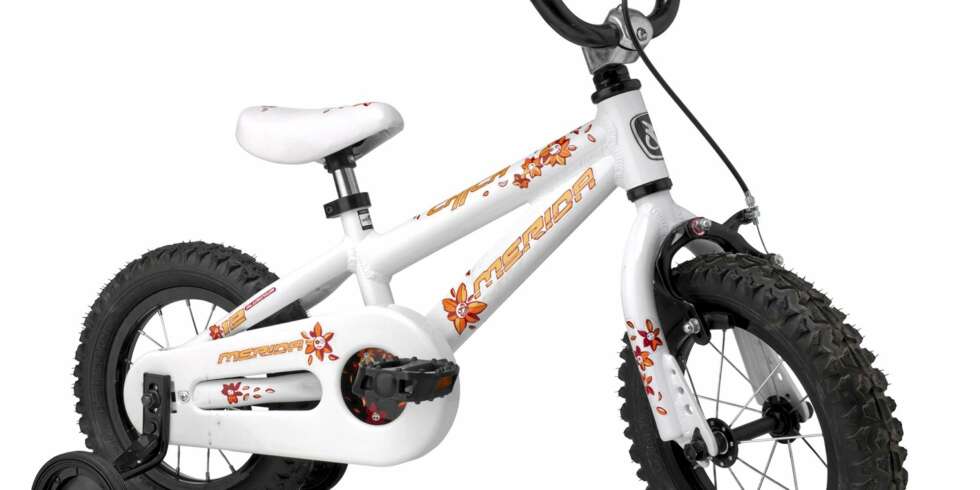 NAKEN: Ingen skjermer gir Merida Chica et røft offroad-preg. NAKEN: Ingen skjermer gir Merida Chica et røft offroad-preg.