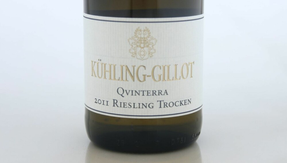 ØKOLOGISK: Kühling-Gillot Qvinterra Riesling Trocken 2011. ØKOLOGISK: Kühling-Gillot Qvinterra Riesling Trocken 2011.