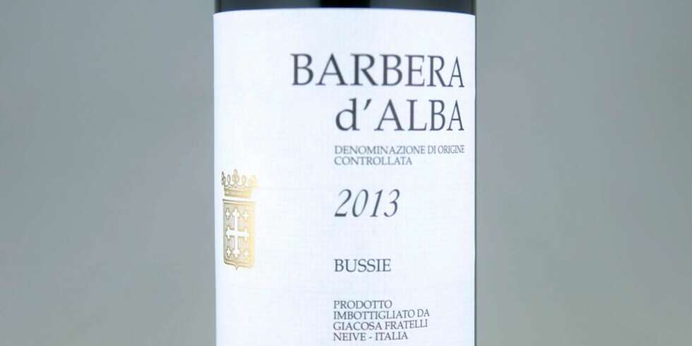 TIL TACO: Giacosa Fratelli Barbera d'Alba Bussie 2013. TIL TACO: Giacosa Fratelli Barbera d'Alba Bussie 2013.