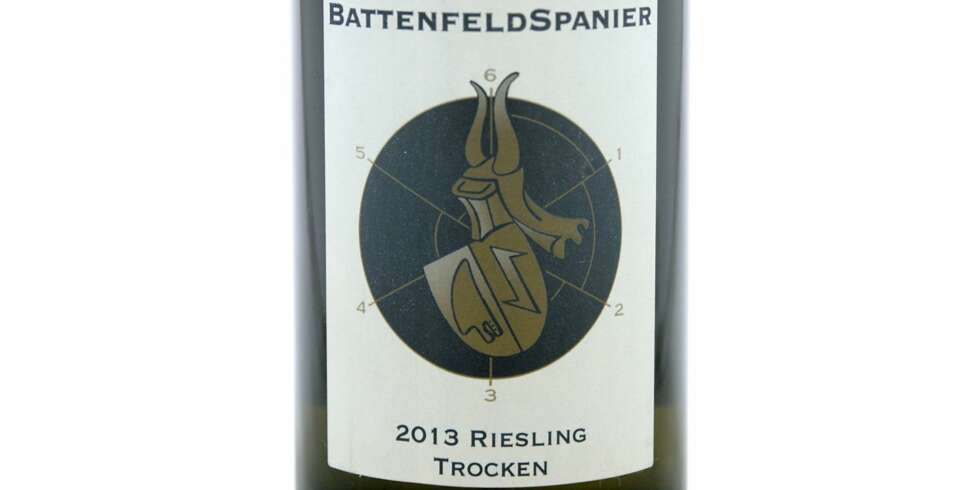 GOD RIESLING: Battenfeld-Spanier Estate Riesling 2013. GOD RIESLING: Battenfeld-Spanier Estate Riesling 2013.