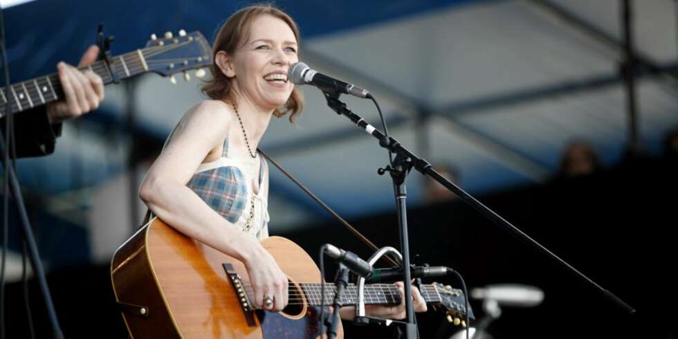 Gillian Welch performs at the Newport Folk Festival at Fort Adams State Park in Newport, R.I. on Sunday, Aug. 3, 2008. (AP Photo/Joe Giblin) Gillian Welch performs at the Newport Folk Festival at Fort Adams State Park in Newport, R.I. on Sunday, Aug. 3, 2008. (AP Photo/Joe Giblin)