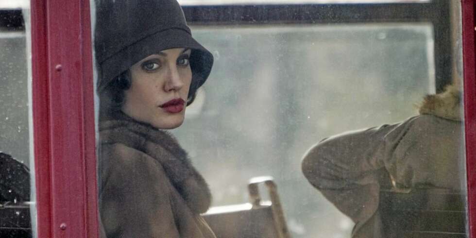 Angelina Jolie i sterke Changeling. Angelina Jolie i sterke Changeling.