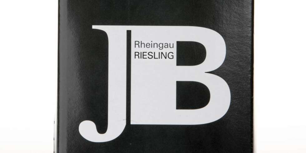 J. Bäumer Rheingau Riesling. J. Bäumer Rheingau Riesling.
