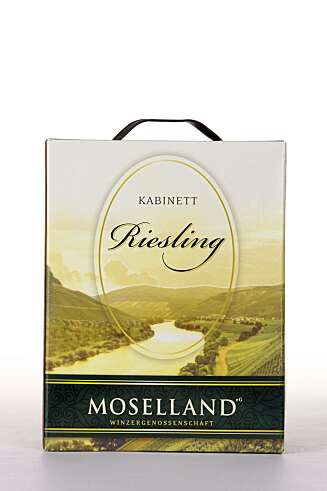 Moselland Riesling Kabinett. Moselland Riesling Kabinett.