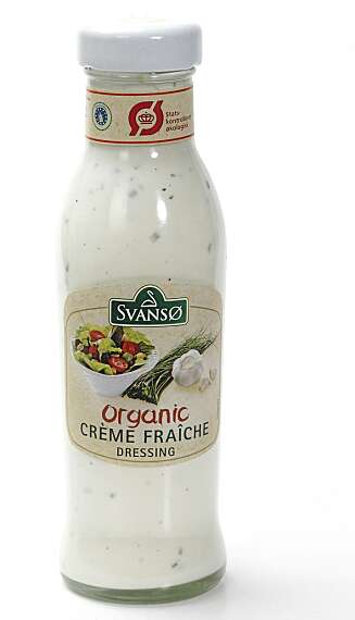HELT CREME: Svansø organic créme fraîche-dressing. HELT CREME: Svansø organic créme fraîche-dressing.