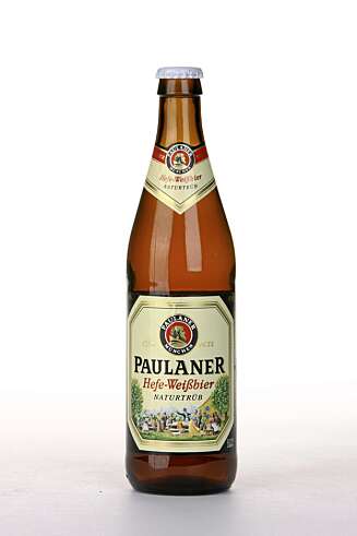 Paulaner Hefe-Weissbier. Paulaner Hefe-Weissbier.