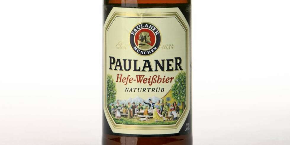 Paulaner Hefe-Weissbier. Paulaner Hefe-Weissbier.