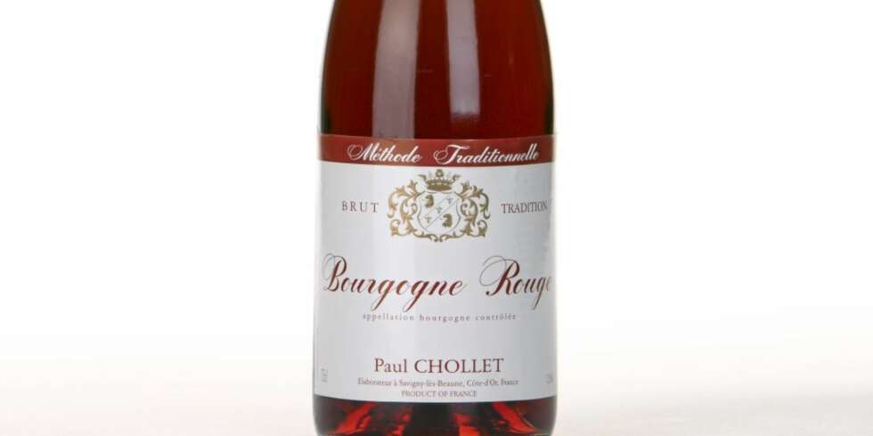 Chollet Bourgogne Rouge Brut Tradition. Chollet Bourgogne Rouge Brut Tradition.