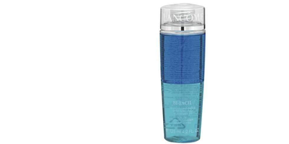 Lancôme Bi-Facil Non-Oily instant cleanser. Lancôme Bi-Facil Non-Oily instant cleanser.