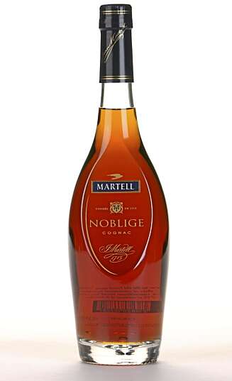 FYLDIG OG RIK: Martell Noblige er en fyldig og rik cognac med florale toner. FYLDIG OG RIK: Martell Noblige er en fyldig og rik cognac med florale toner.