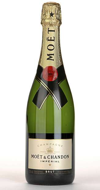 RIK FRUKT: Moët & Chandon Brut Impérial har høy syre og rik frukt i smaken. RIK FRUKT: Moët & Chandon Brut Impérial har høy syre og rik frukt i smaken.