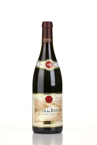 MØRKE BÆR: Guigal Côtes du Rhône 2005 dufter mørke bær og vanilje. MØRKE BÆR: Guigal Côtes du Rhône 2005 dufter mørke bær og vanilje.