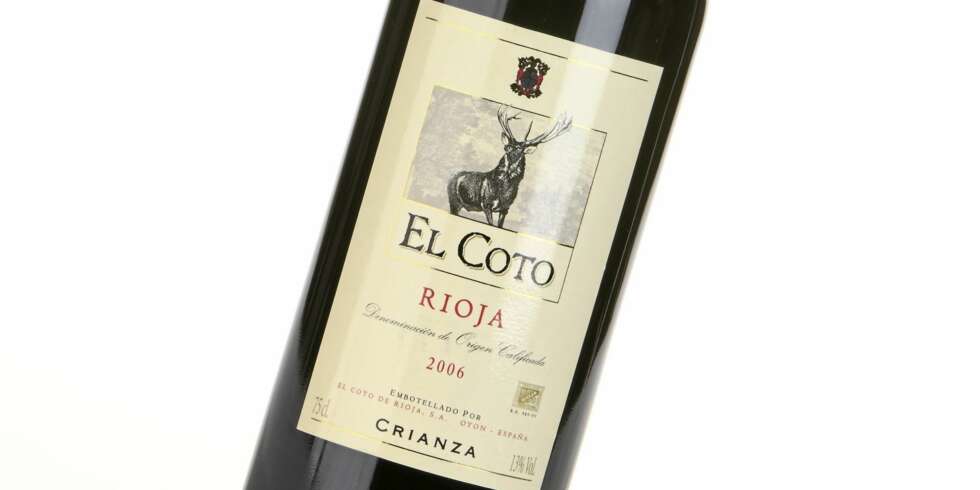 ENKEL: El Coto Crianza 2006 er en rødvin med saftige tanniner, men enkel i stilen. ENKEL: El Coto Crianza 2006 er en rødvin med saftige tanniner, men enkel i stilen.