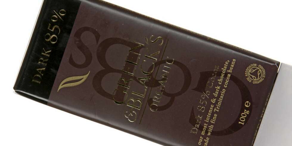 FAST: Green & Black's Organic Dark Chocolate 85 prosent er en sjokoladen er syrlig på smak og har en fast konsistens. FAST: Green & Black's Organic Dark Chocolate 85 prosent er en sjokoladen er syrlig på smak og har en fast konsistens.