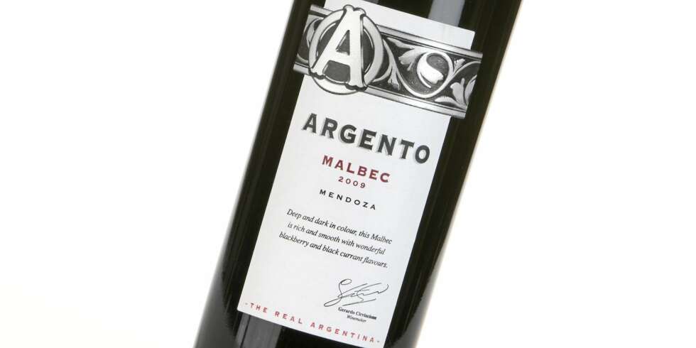SAFTIG FRUKT: Argento Malbec 2009 er en rødvin fra Argentina med saftig, søtlig frukt og eik i smaken. SAFTIG FRUKT: Argento Malbec 2009 er en rødvin fra Argentina med saftig, søtlig frukt og eik i smaken.