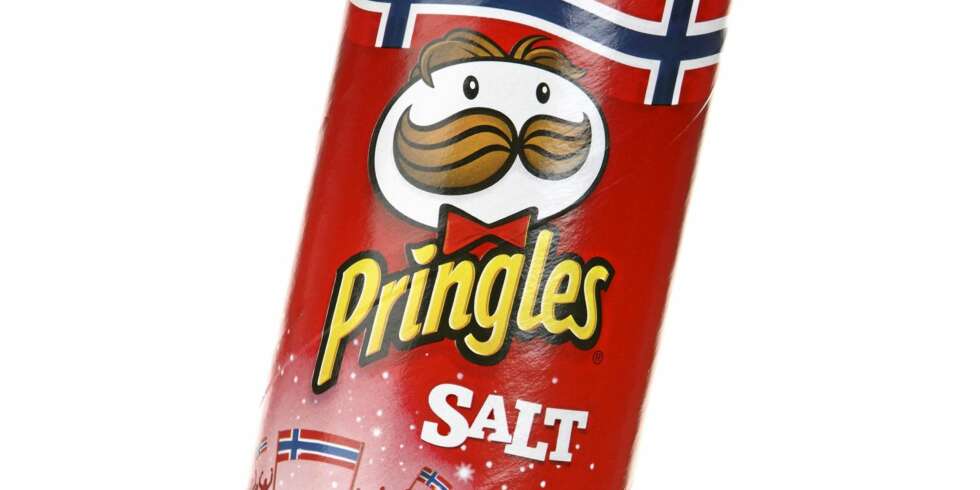 NØYTRAL: Pringles Salt er en chips som ikke smaker så mye. NØYTRAL: Pringles Salt er en chips som ikke smaker så mye.