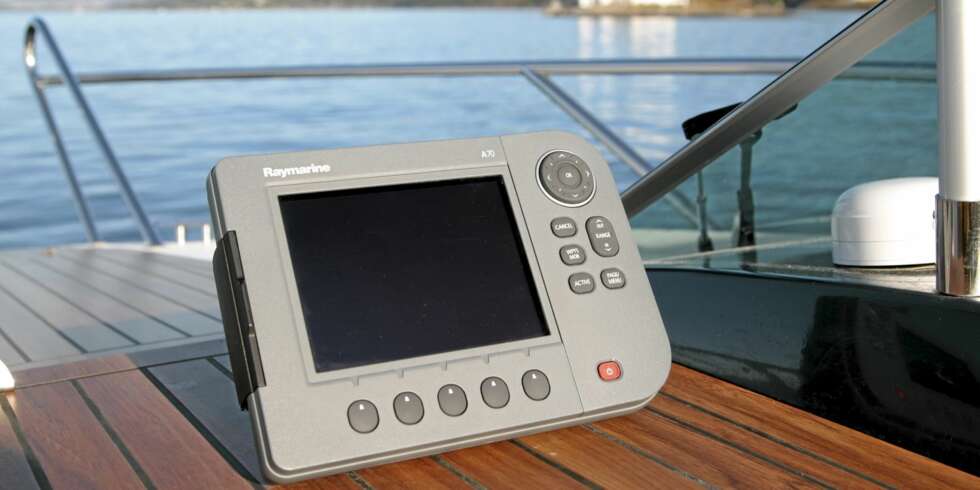 SOLID: Raymarine A70 gir også et bunnsolid inntrykk. SOLID: Raymarine A70 gir også et bunnsolid inntrykk.