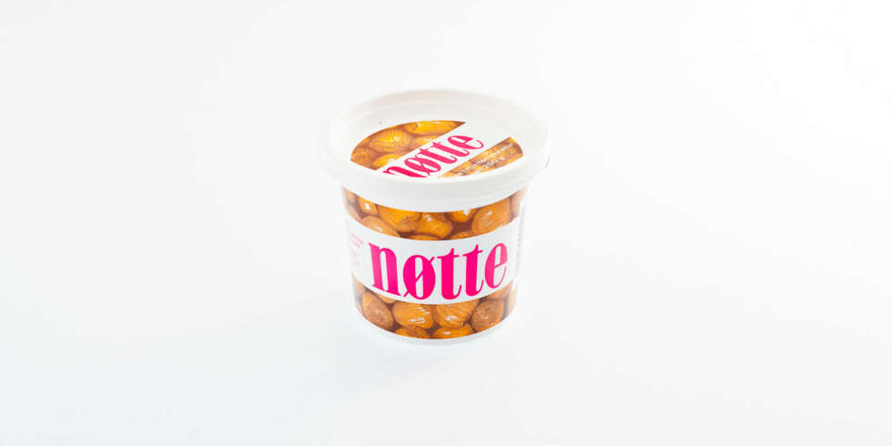 TEST AV SØTPÅLEGG: Nøtte TEST AV SØTPÅLEGG: Nøtte